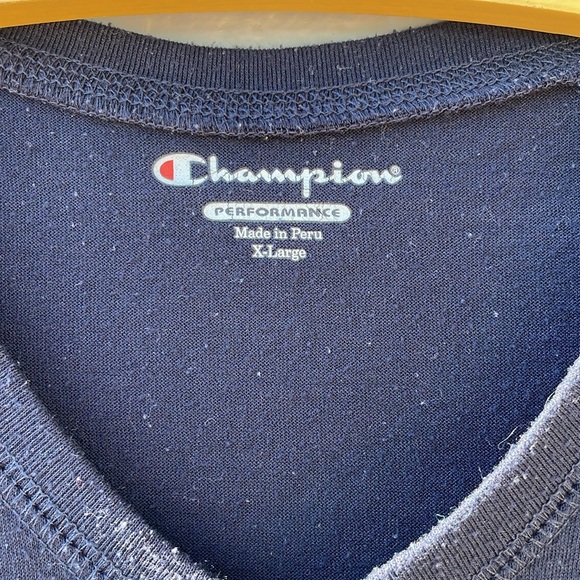 UNCW SEAHAWKS Blue SS T-shirt Size XL Champion - Picture 3 of 4